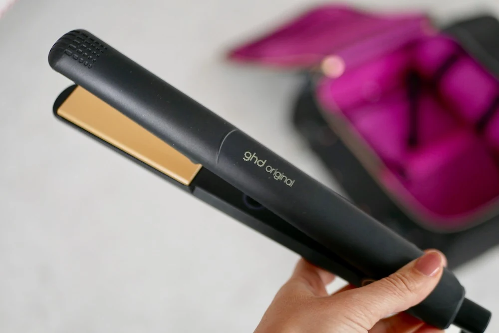 can you take a hair straightener on a plane